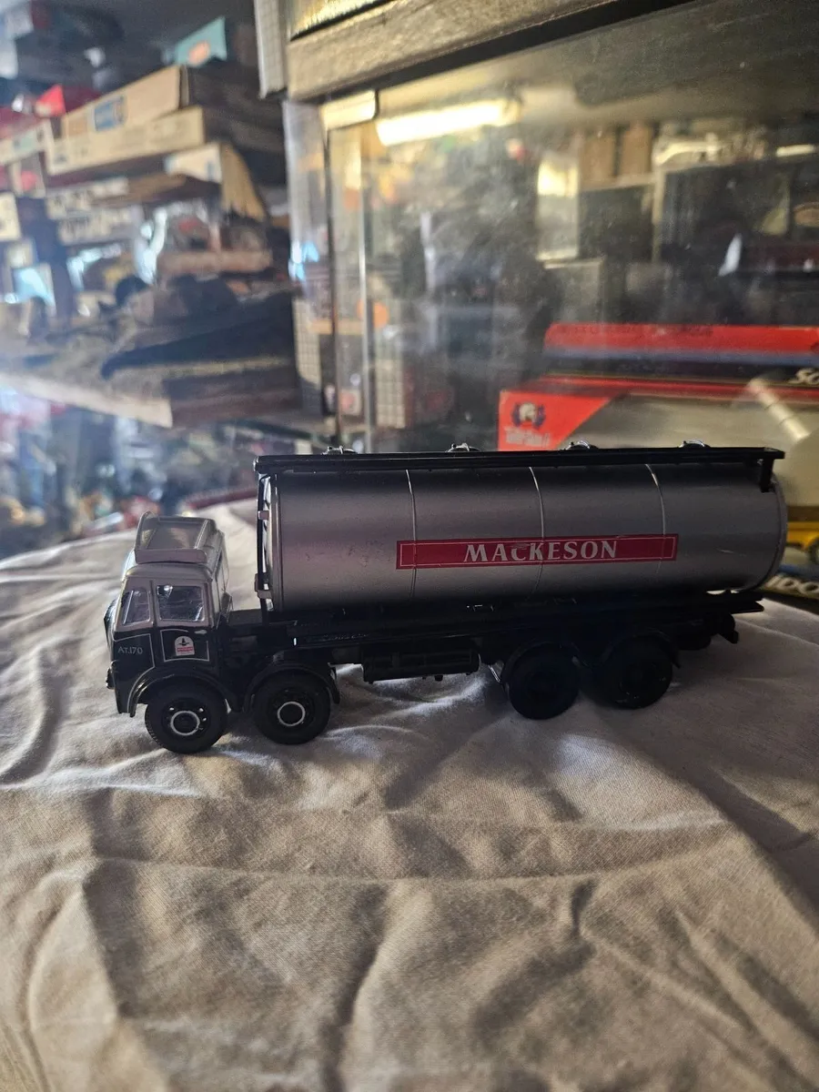 Corgi Tanker Truck - Image 2