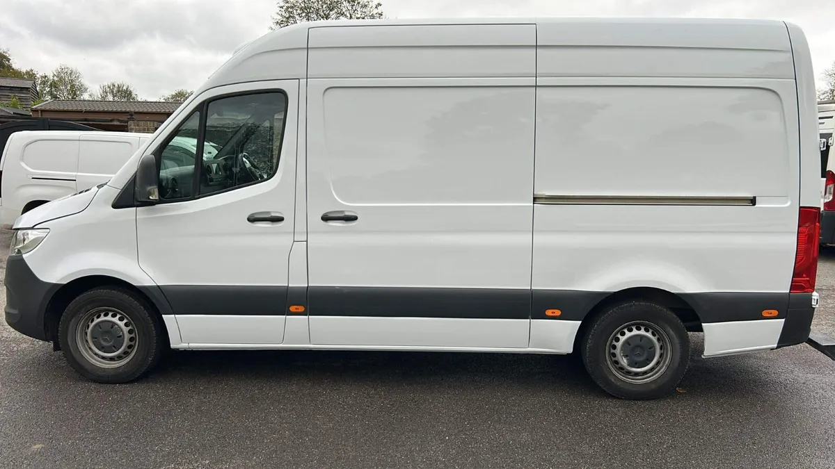 2022 Mercedes-Benz Sprinter Refrigerated Van - Image 1