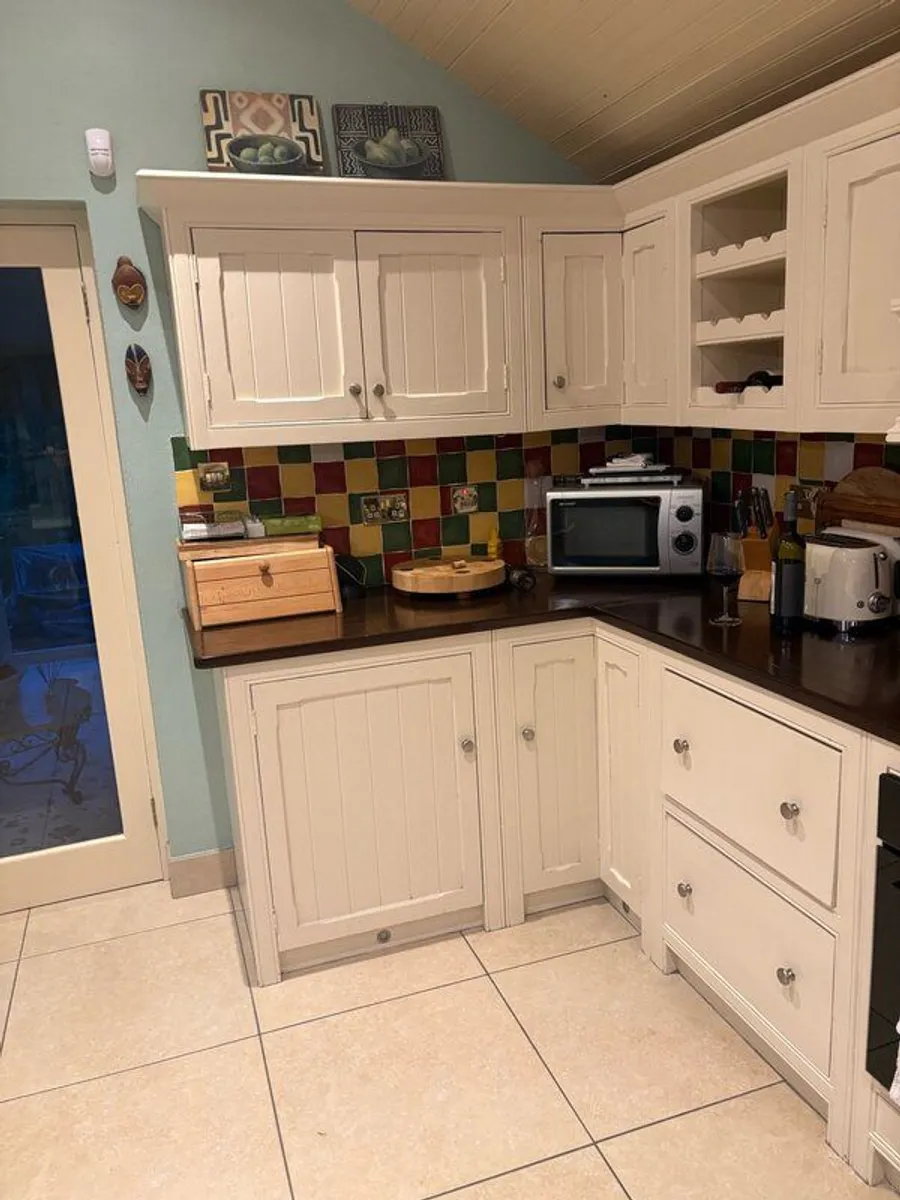 Kitchen - Image 2