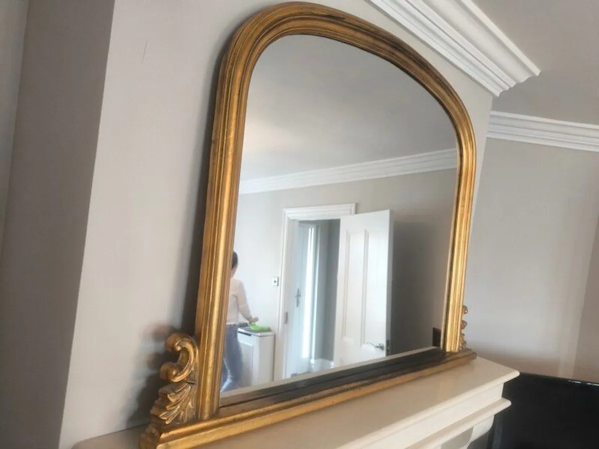 Large gold Mirror - Image 2