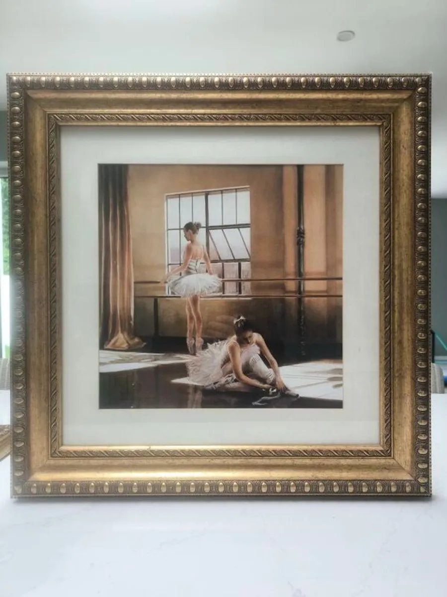 Elegant Framed Ballet Prints.Set of 2 - Image 3