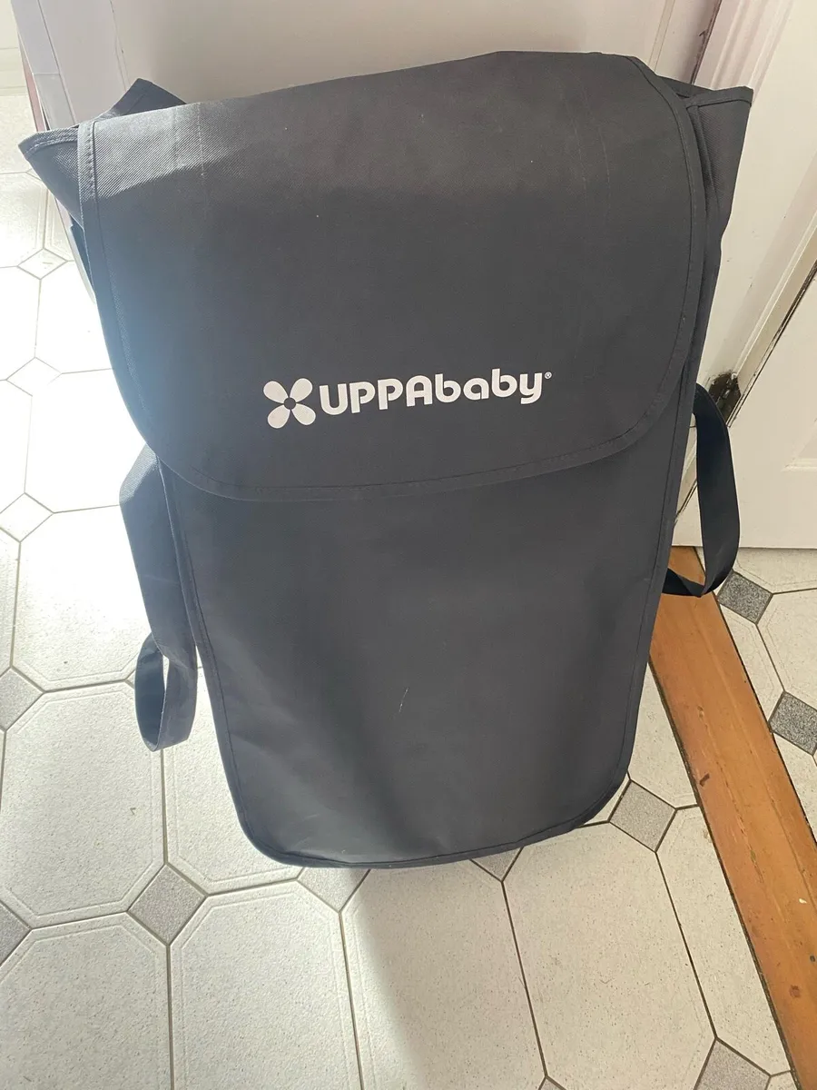 Uppababy Baby Vista Bassinet and adapters - Image 4