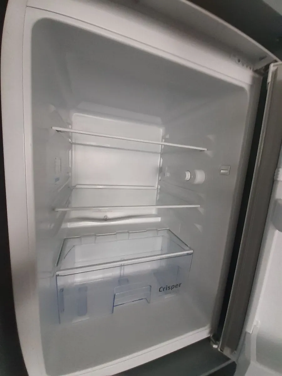 refrigerator - Image 1