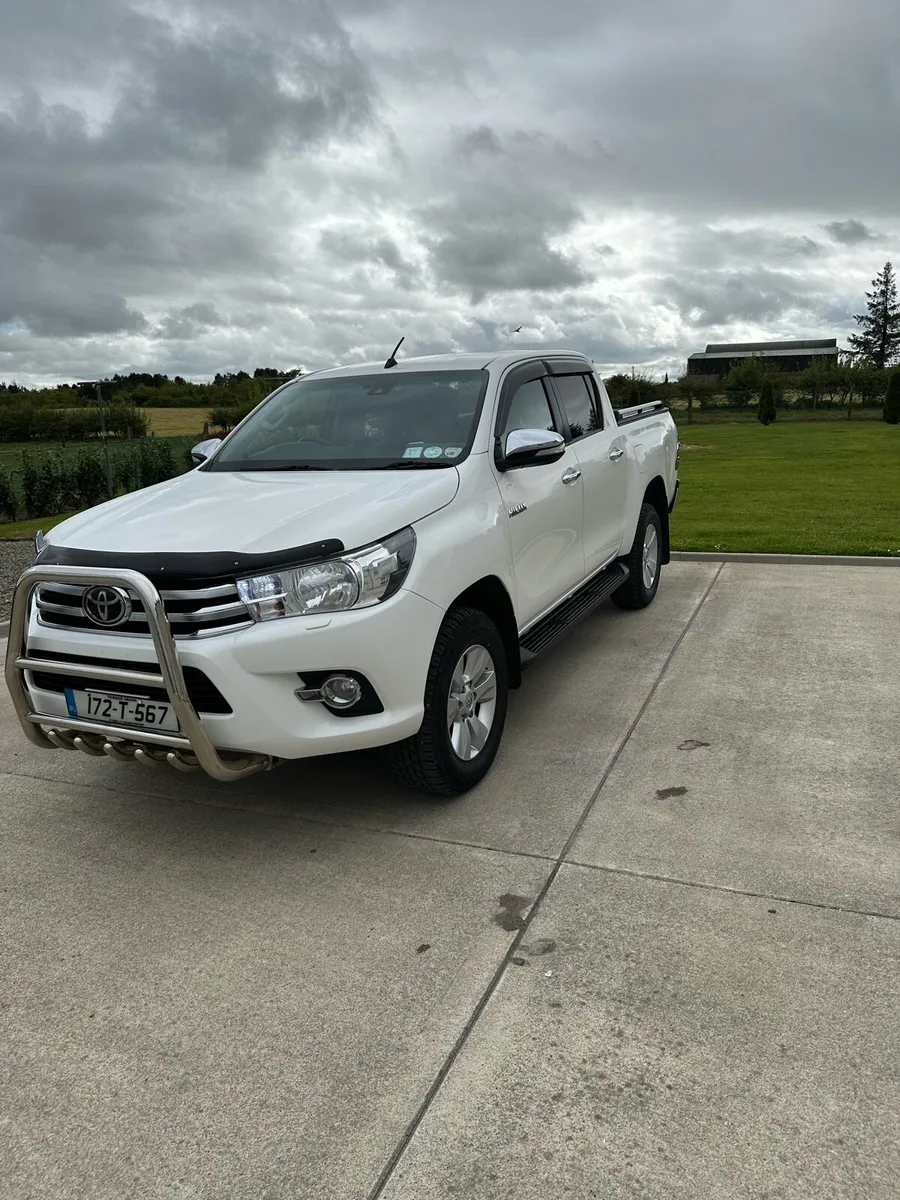 Toyota hilux - Image 1