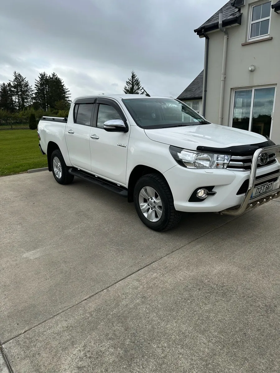 Toyota hilux - Image 2