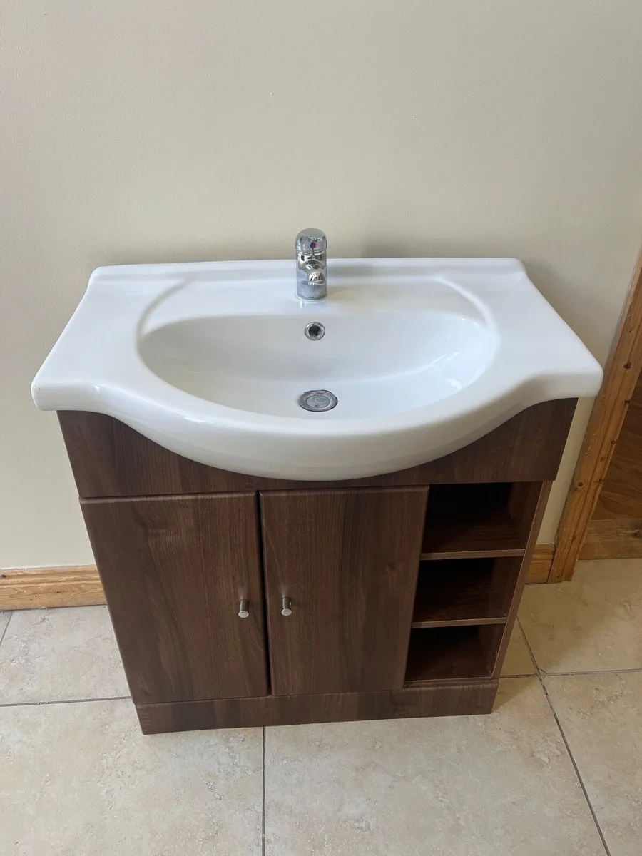 Vanity unit for bathroom - Image 1
