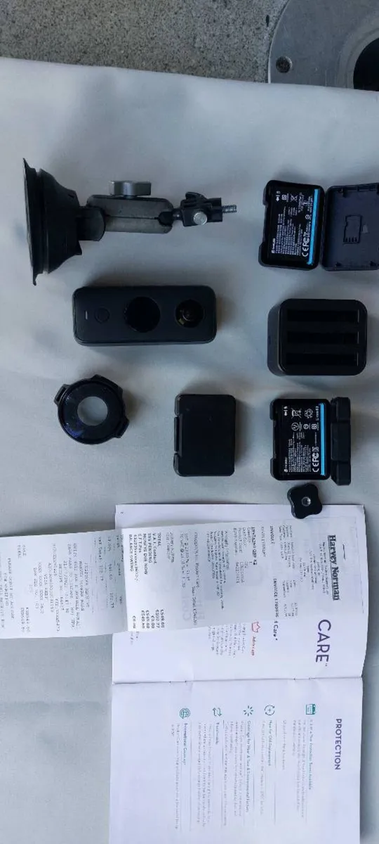 Insta 360 One X2 with €200 of accessories - Image 2