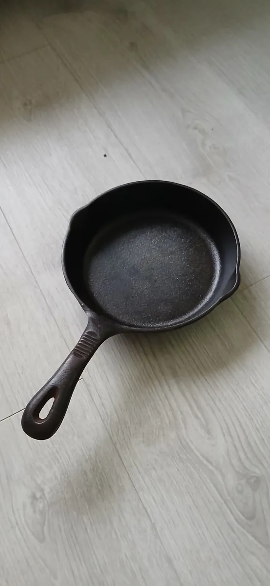 Antique pan - Image 1
