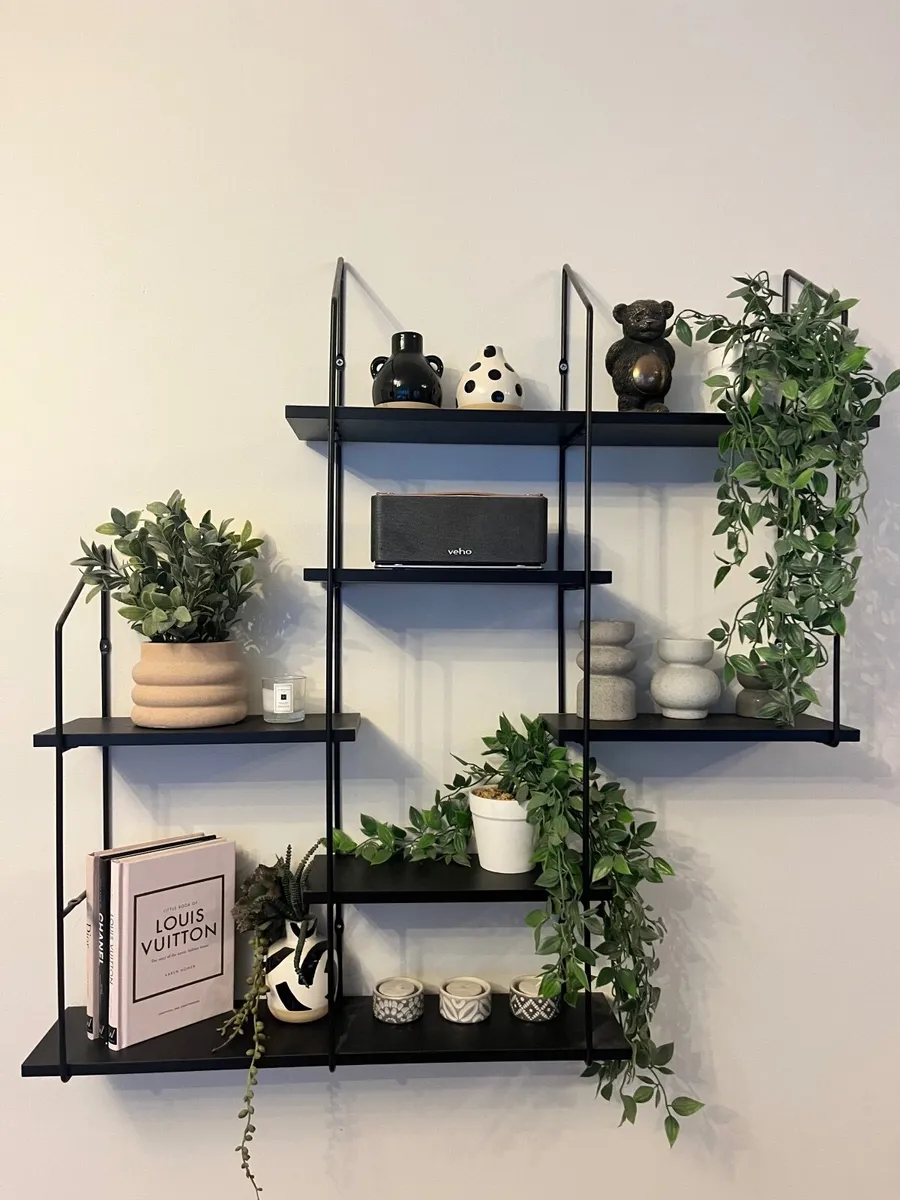 Shelf