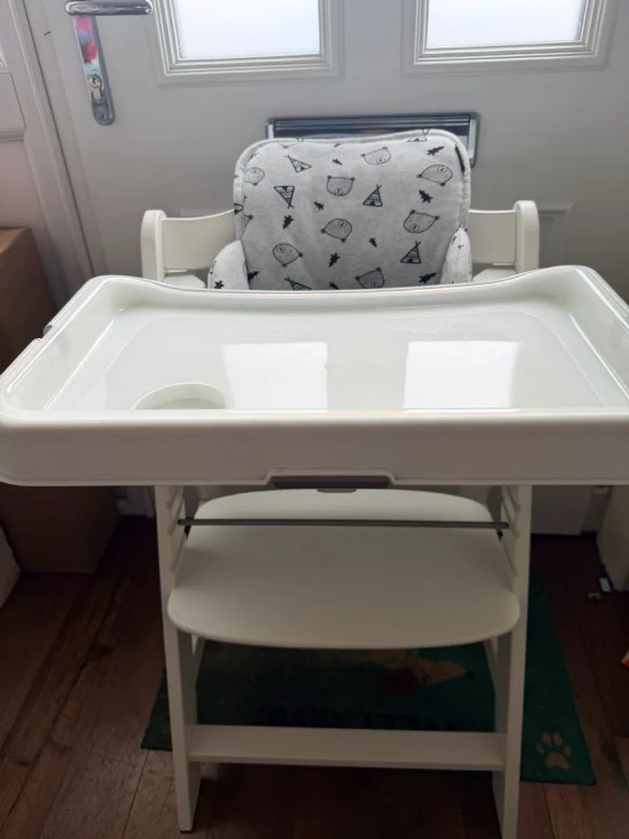 hauck alpha high chair - Image 1