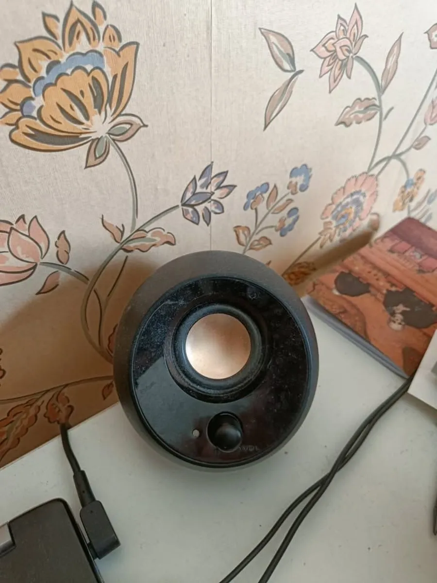2 Speakers, 1 subwoofer for desktop & tv set - Image 2