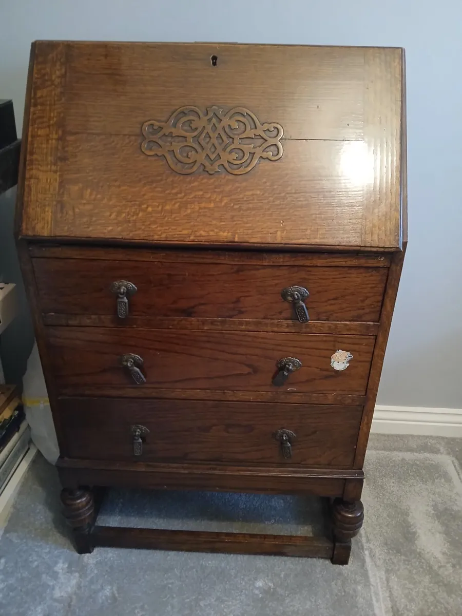 Ladies writing desk - Image 1