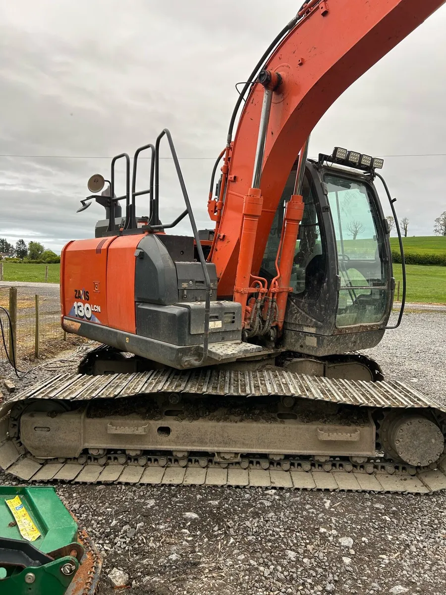 Hitachi 130/6 - Image 3