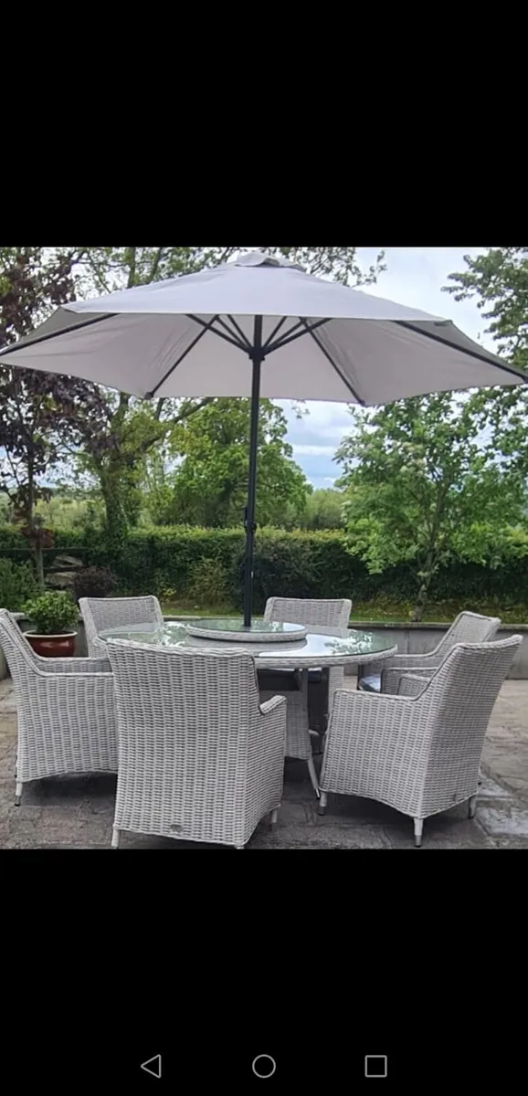 **CLEARANCE** Brand New Grey Rattan  6 Seater Set - Image 1