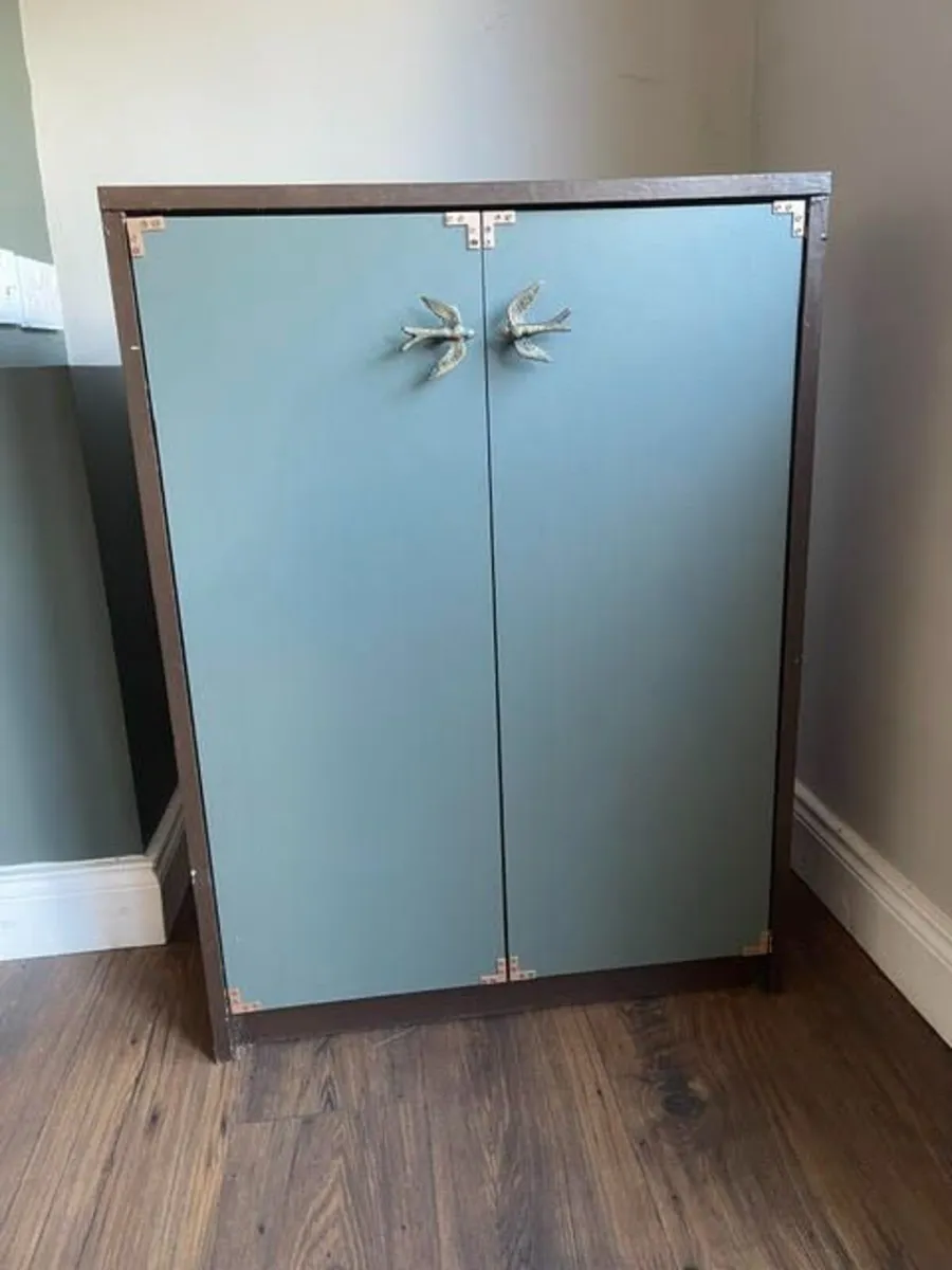free storage cabinet - Image 1