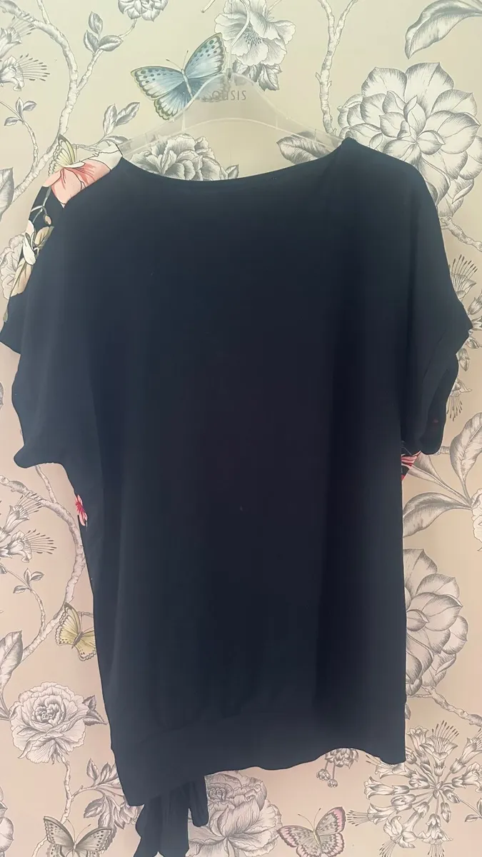 Women’s top - Image 3