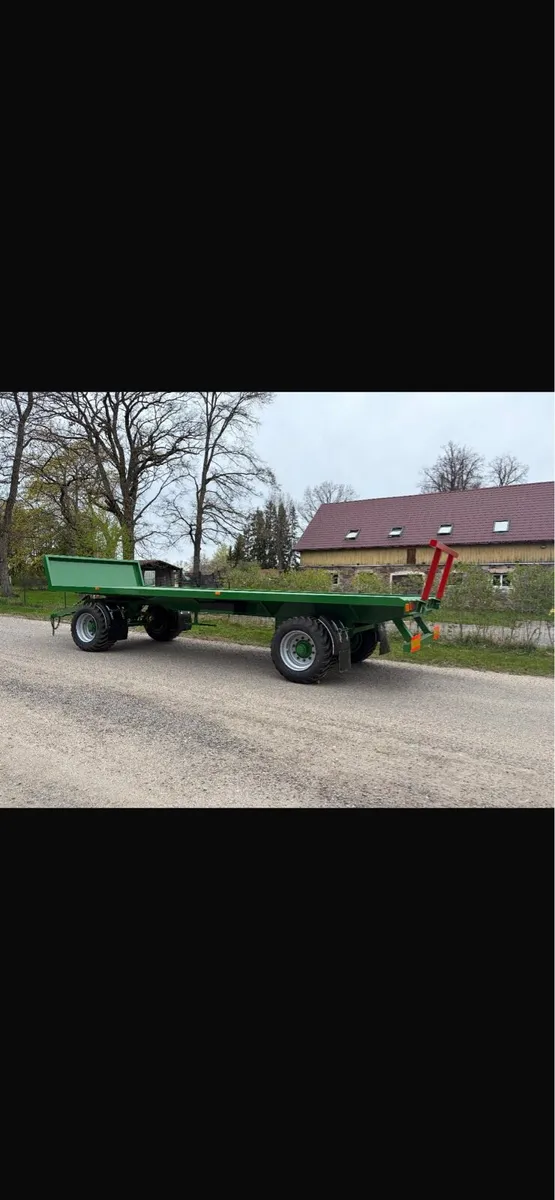 Bale trailer - Image 2