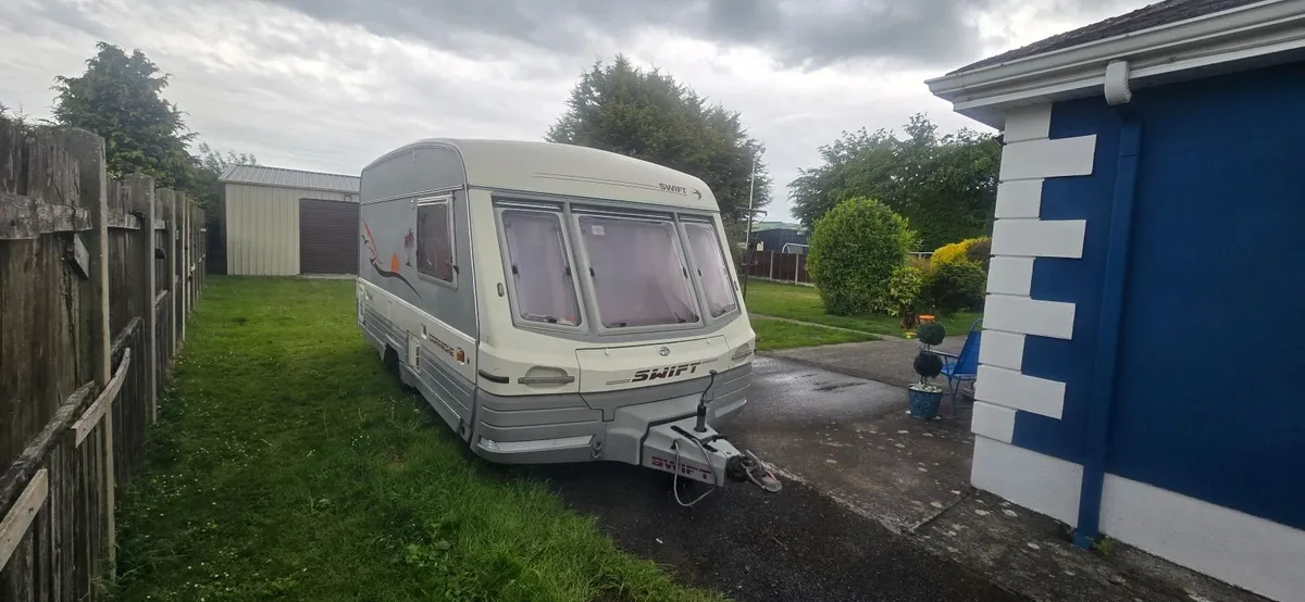 Caravan - Image 3