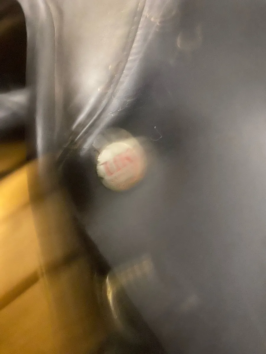 17.5 close contact Leather jumping saddle - Image 4
