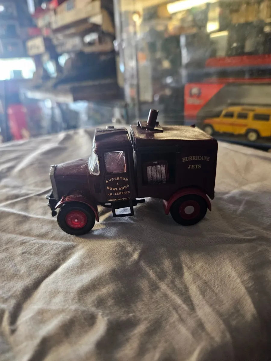 Corgi Circus Fair Ground Code3 Truck - Image 2