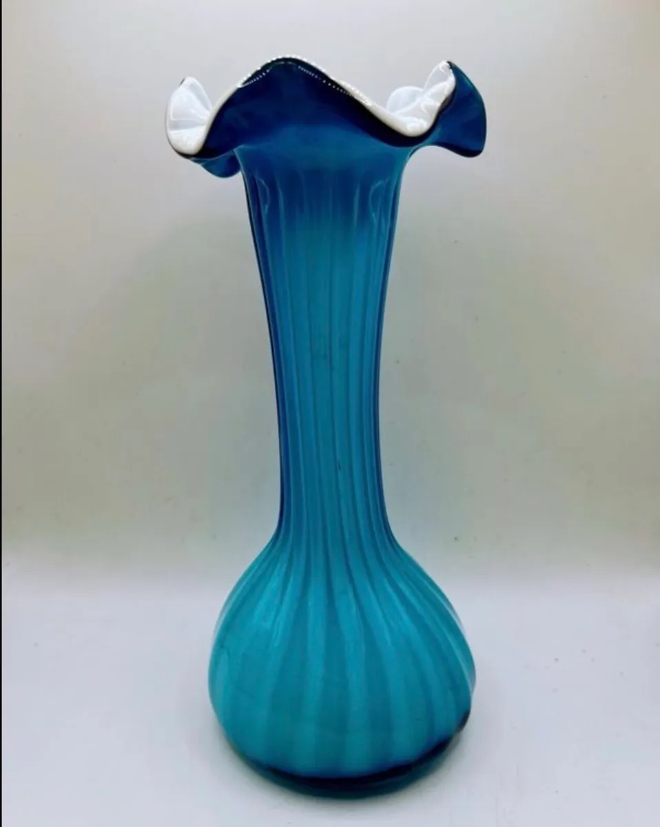 Vintage 1970s art glass - marine blue ribbon vase - Image 4