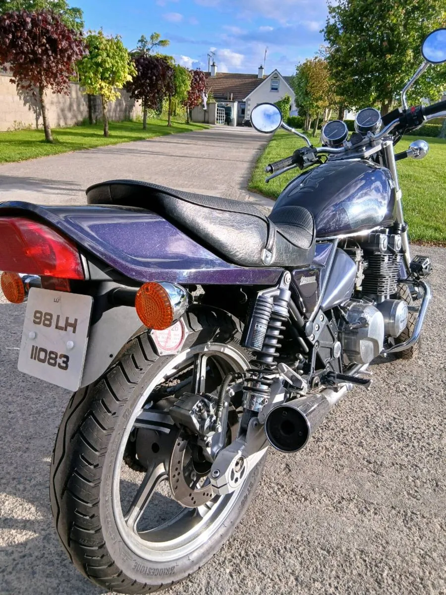 Kawasaki Zephyr 550 - Image 3