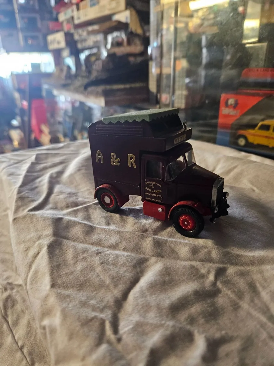 Corgi Circus Fair Ground Code3 Truck - Image 2