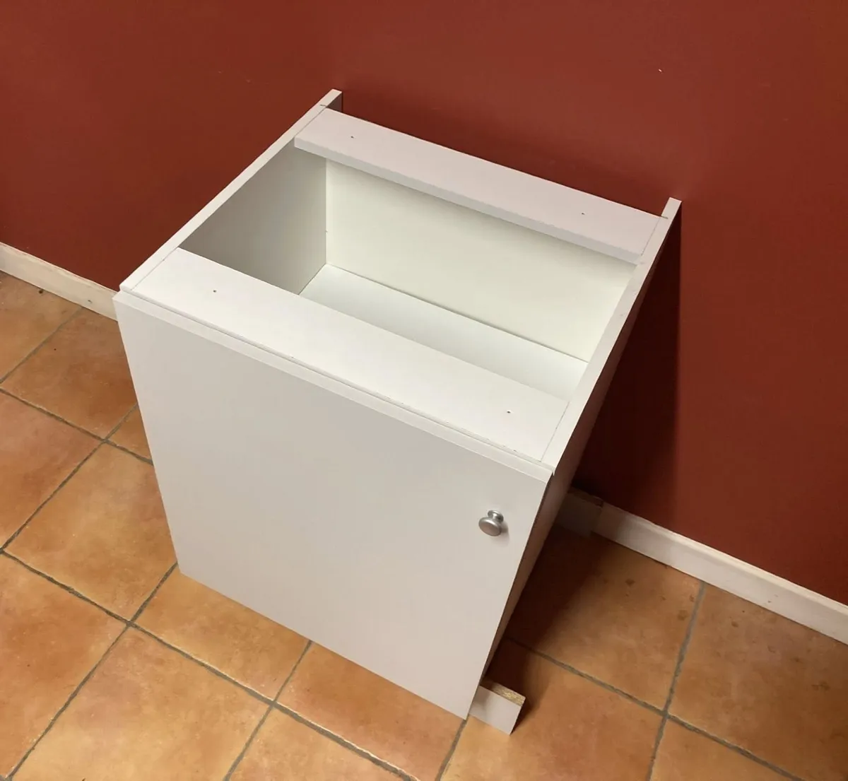 Kitchen Cabinet – Excellent Condition - Image 2