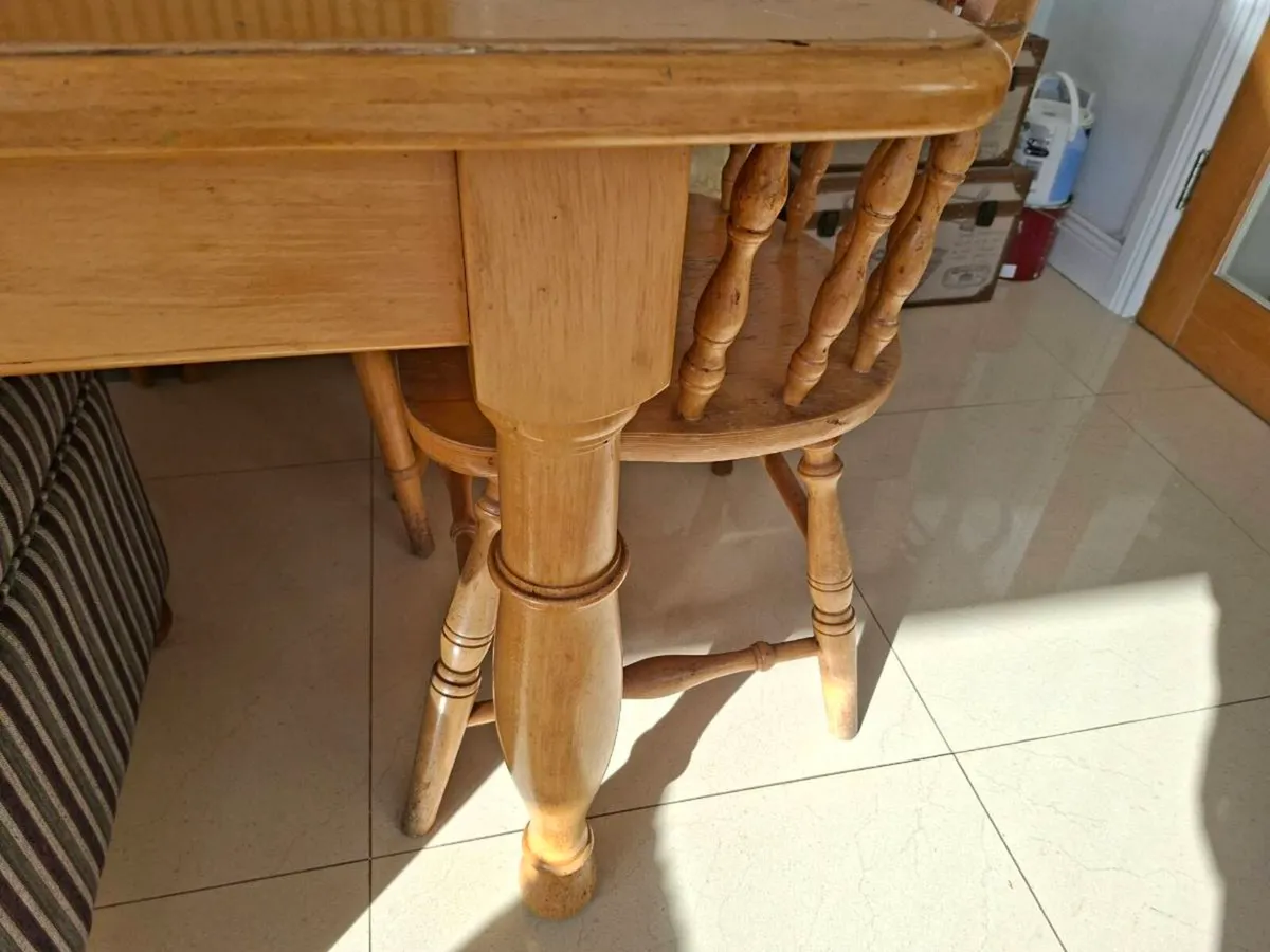 Kitchen table - Image 4