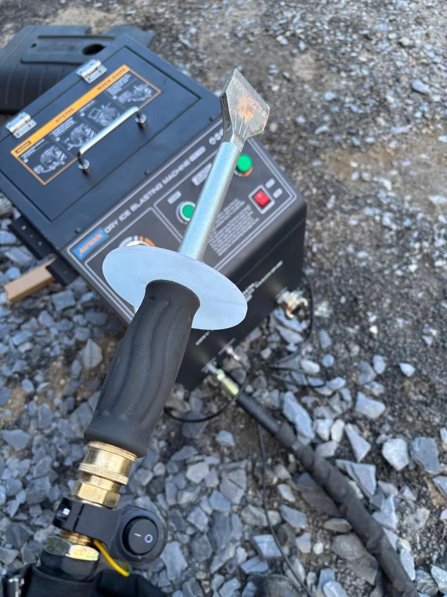 Dry ice Blaster - Image 1