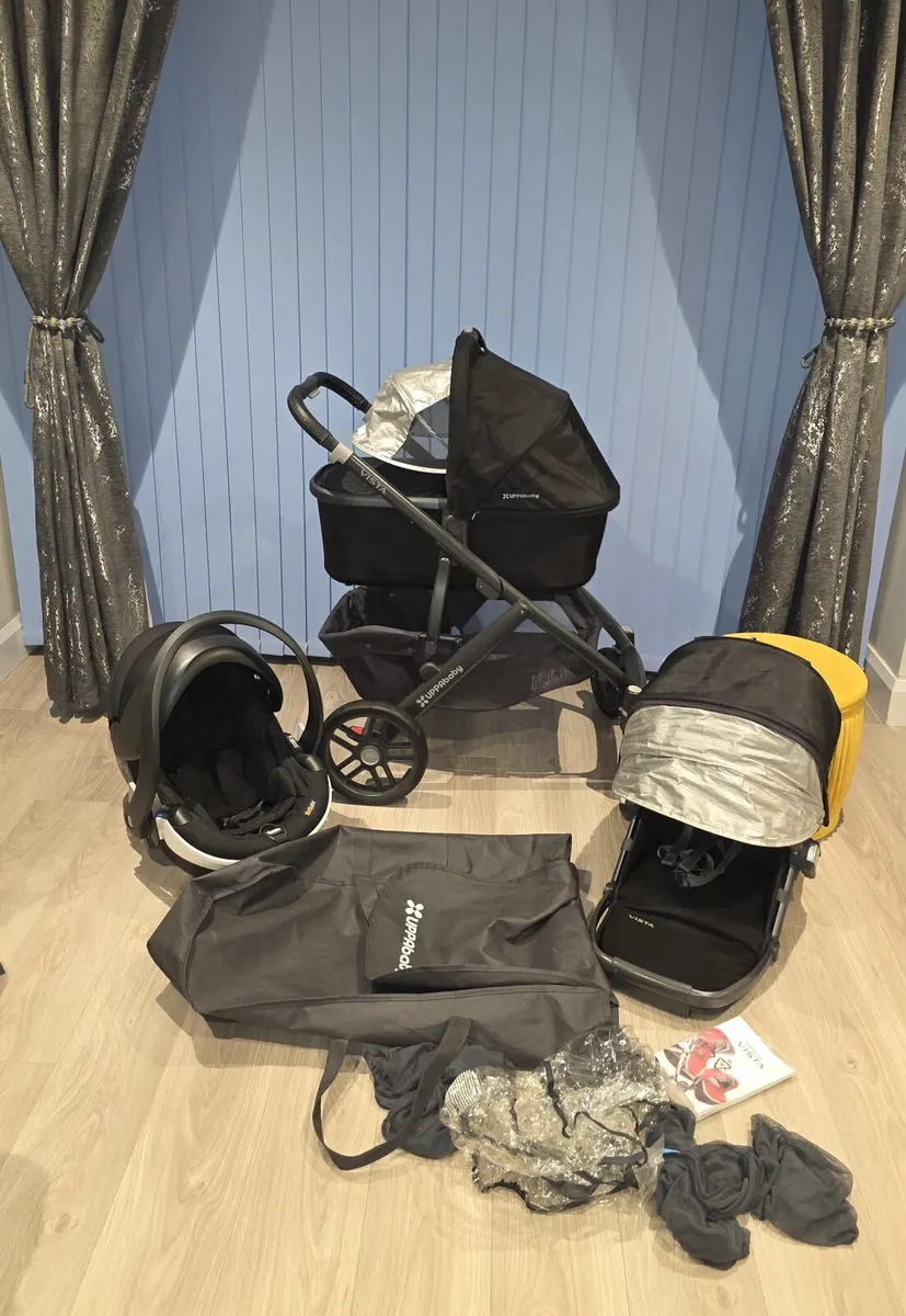 Really good cond Uppababy Vista with car seat - Image 1