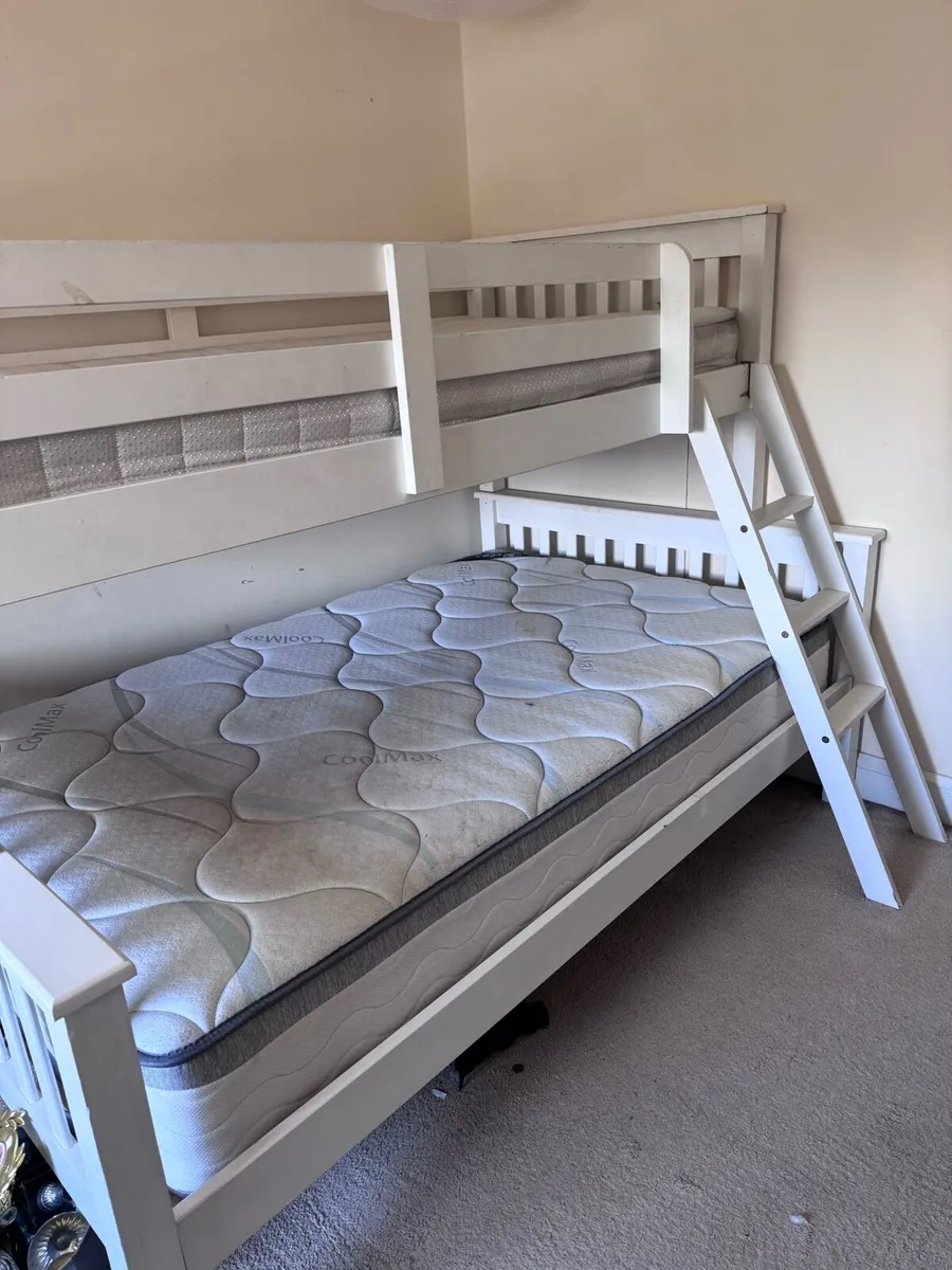 Bunk beds - Image 1