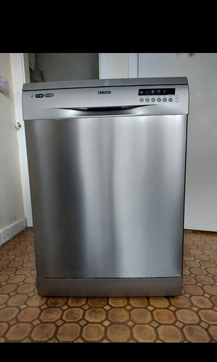 Dishwasher - Image 1