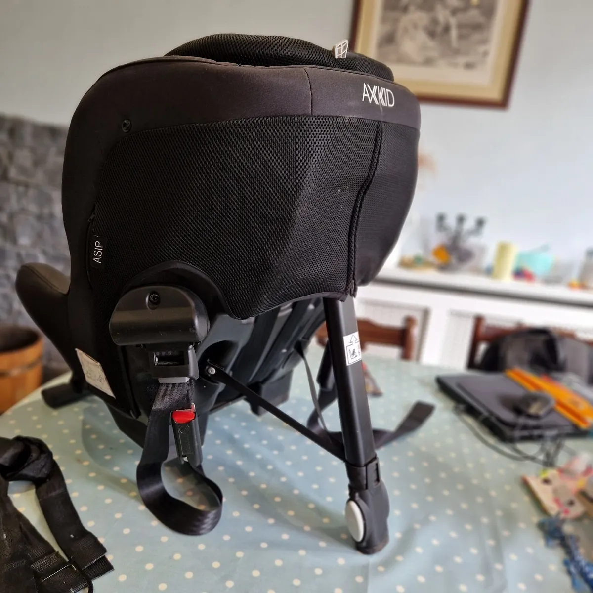 AXKID child's car seat - 0 - 25kg - Image 4