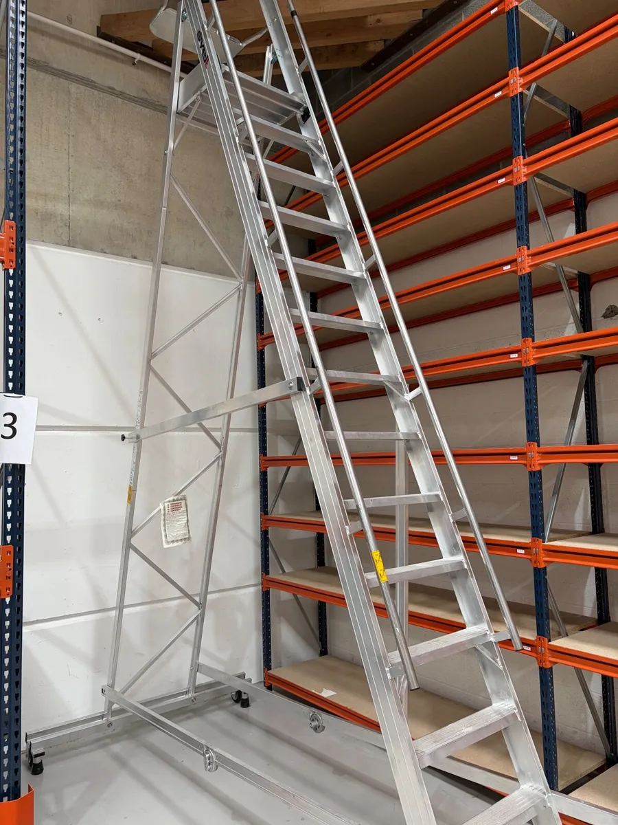 Ladder - Image 4