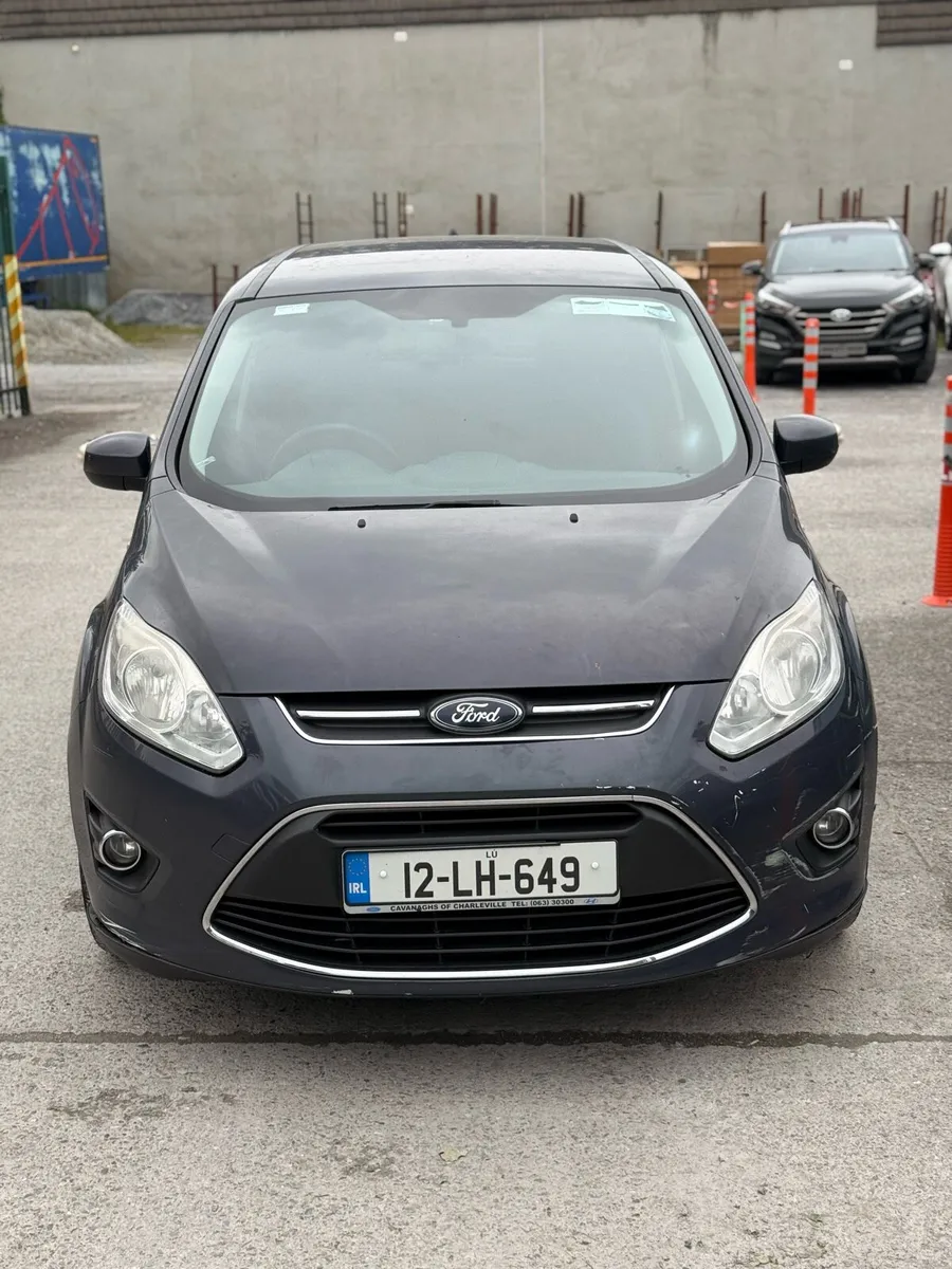 2 cars Ford Cmax / Toyota Corolla - Image 2