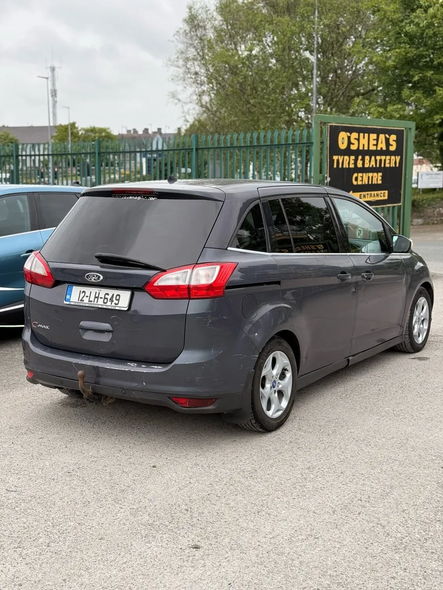 2 cars Ford Cmax / Toyota Corolla - Image 3
