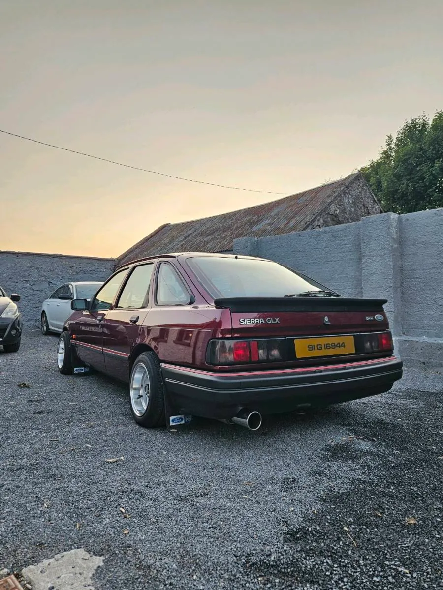Ford Sierra - Image 4