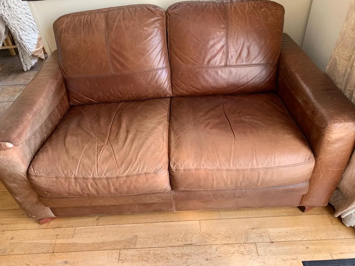 Couch - Image 3