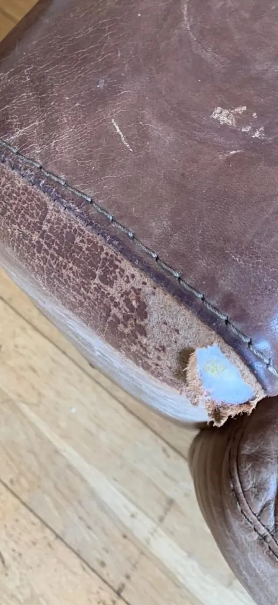 Couch - Image 4