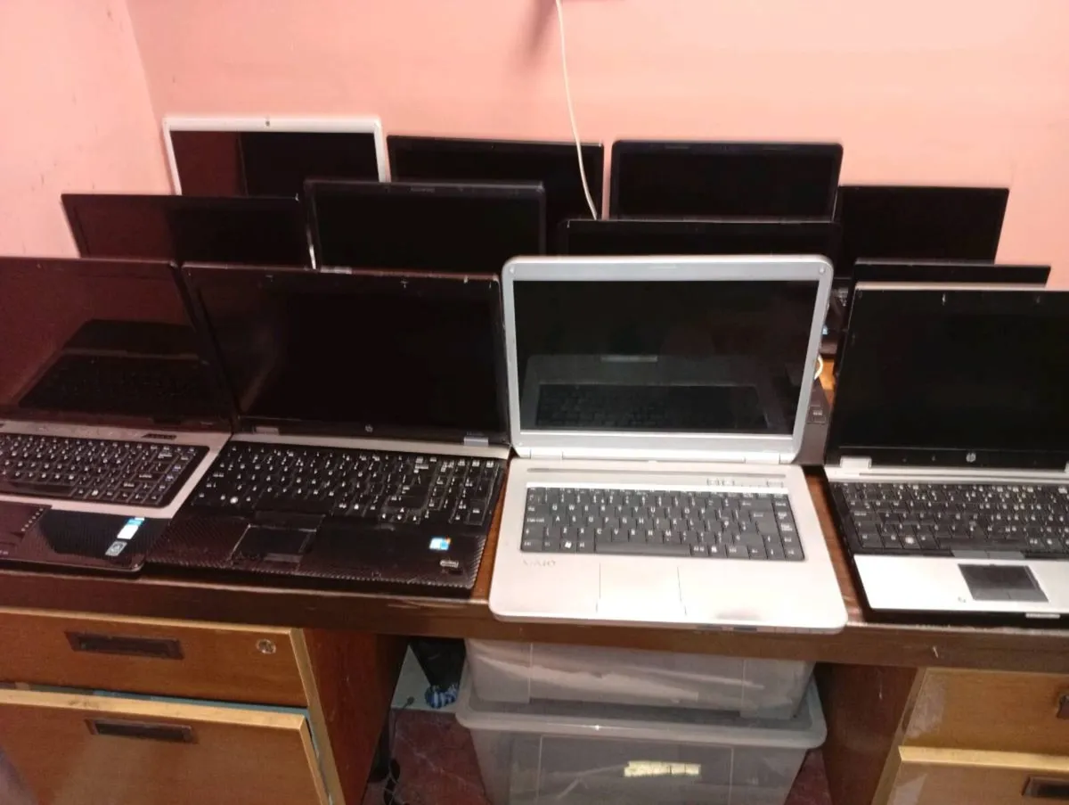 laptops - Image 4