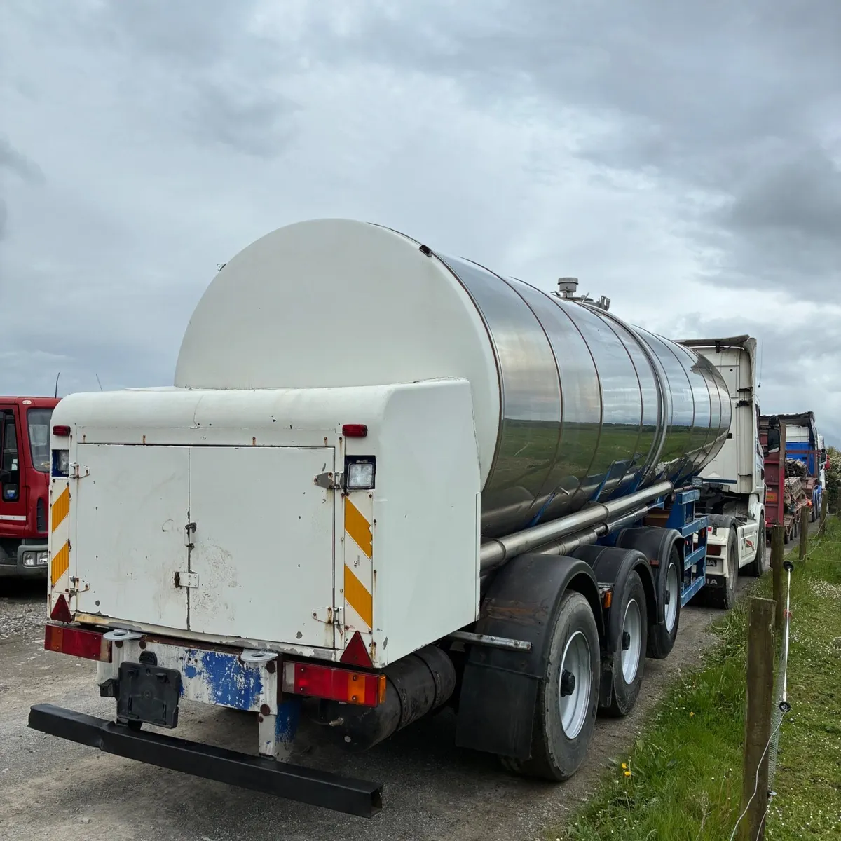 Slurry /water tank - Image 2