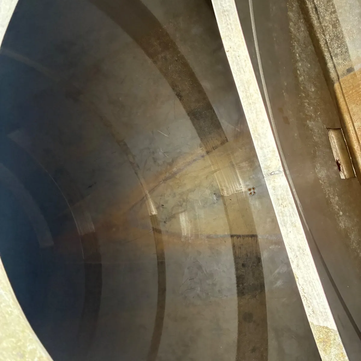 Slurry /water tank - Image 4