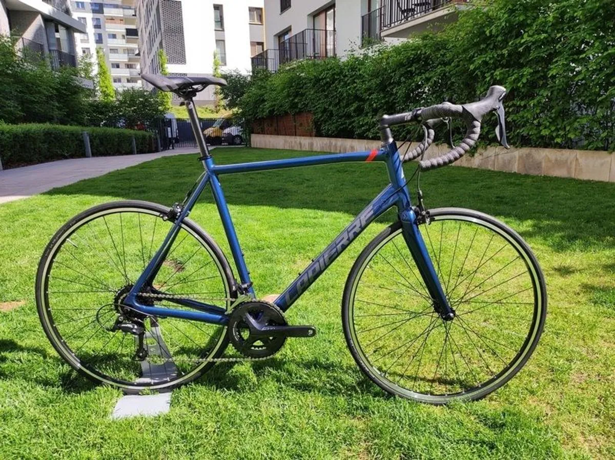 Men's large Road Bike LapPierre Sensium , Great condition , upgrading open to offers near Amount . - Image 2