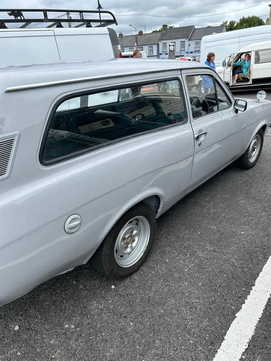 Ford Escort 1977 - Image 2