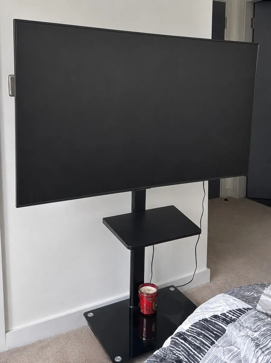 Samsung 55” 4K Ultra HD Smart TV