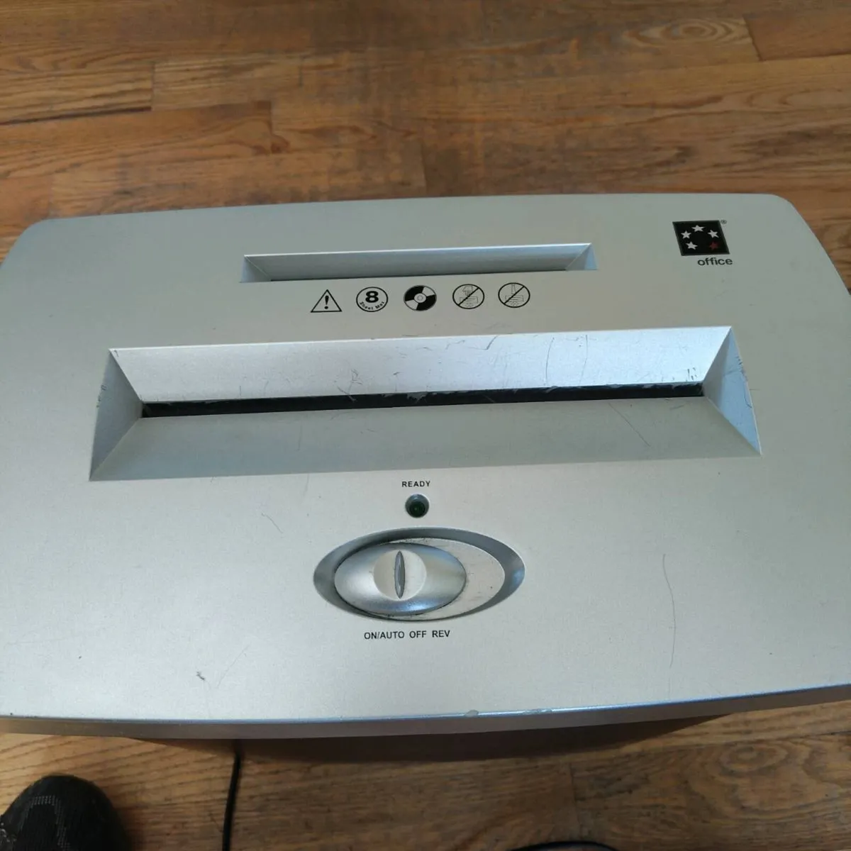 Paper Shredder - Image 3