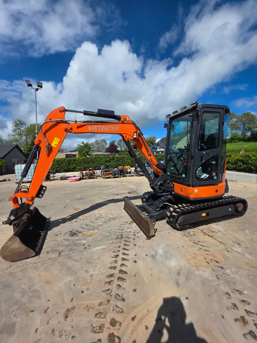 2019 HITACHI ZX55U-5A - Image 1