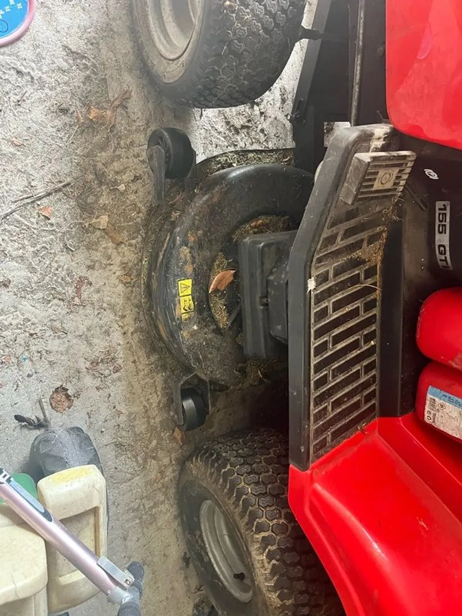 Ride on lawnmower - Image 4