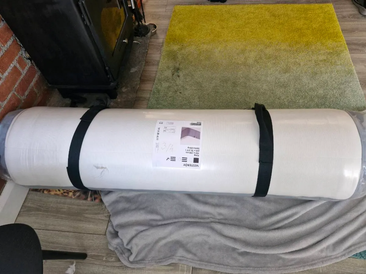 King size mattress unopened new - Image 1